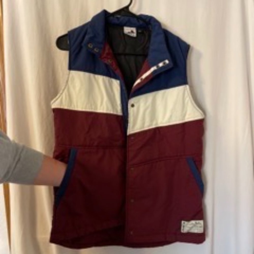 Kavu Vest; L